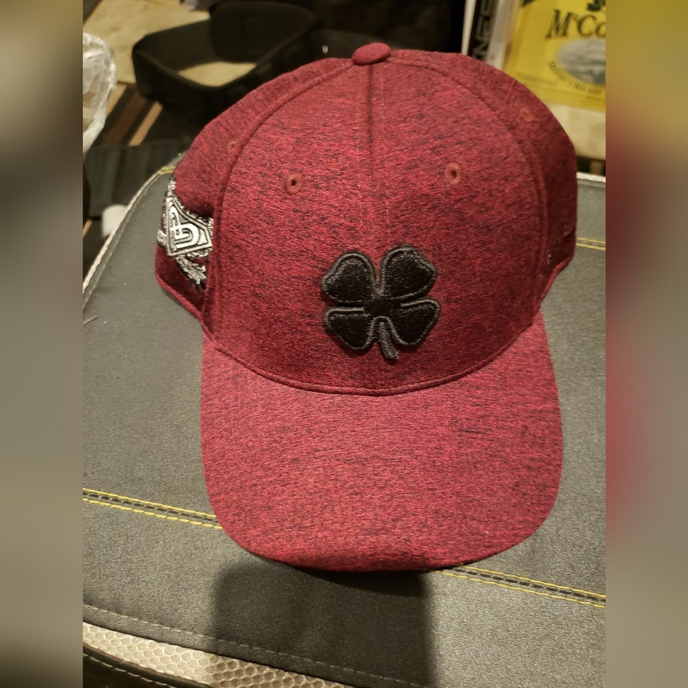 Black Clover fitted hat L/XL